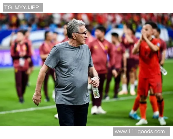 马德里竞技主帅因成绩不佳被解雇，球队寻找新的帅才