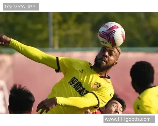 瓦伦西亚主帅因成绩不佳被解职，球迷热议俱乐部未来