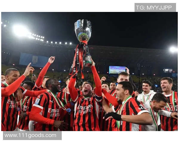 意甲球队AC米兰官方宣布引进巴黎铁塔，刷新防线实力！